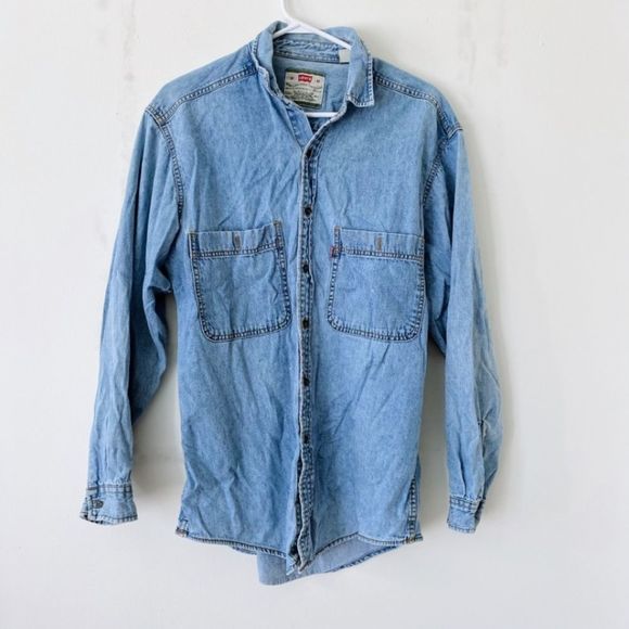 Levi's Other - Vintage Levi's Size medium button down denim jacket